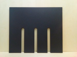 Rattahoidja-24-mm-vineer-kaetud-Line-X-materjaliga1 